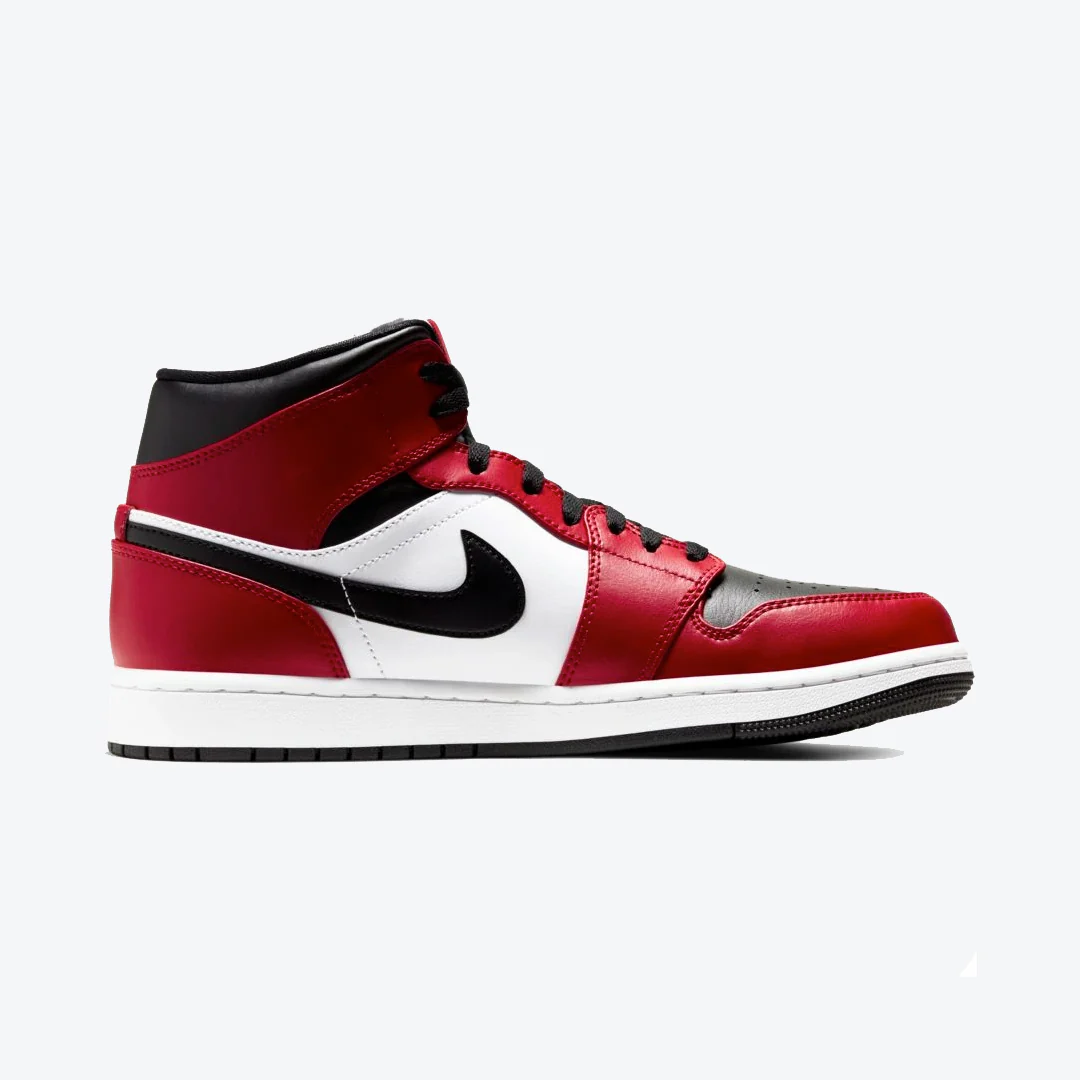 Air Jordan 1 Mid - ‘Chicago Black Toe’ - Image 2