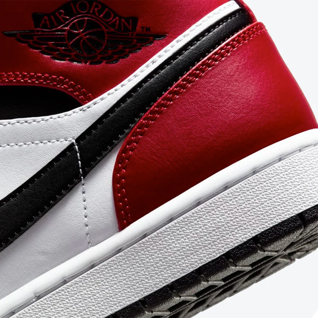 Air Jordan 1 Mid - ‘Chicago Black Toe’ - Image 6
