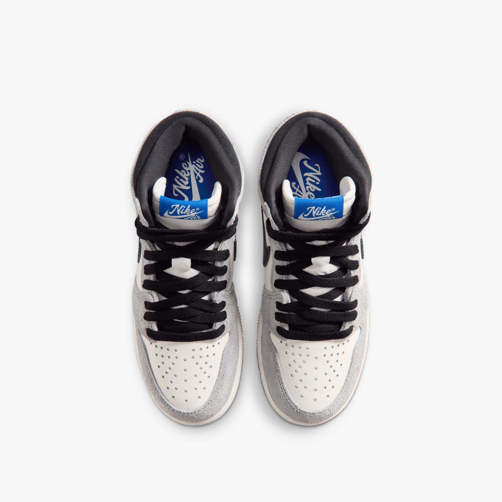 Air Jordan 1 Retro High OG (GS) - 'Cool Grey' - Image 4
