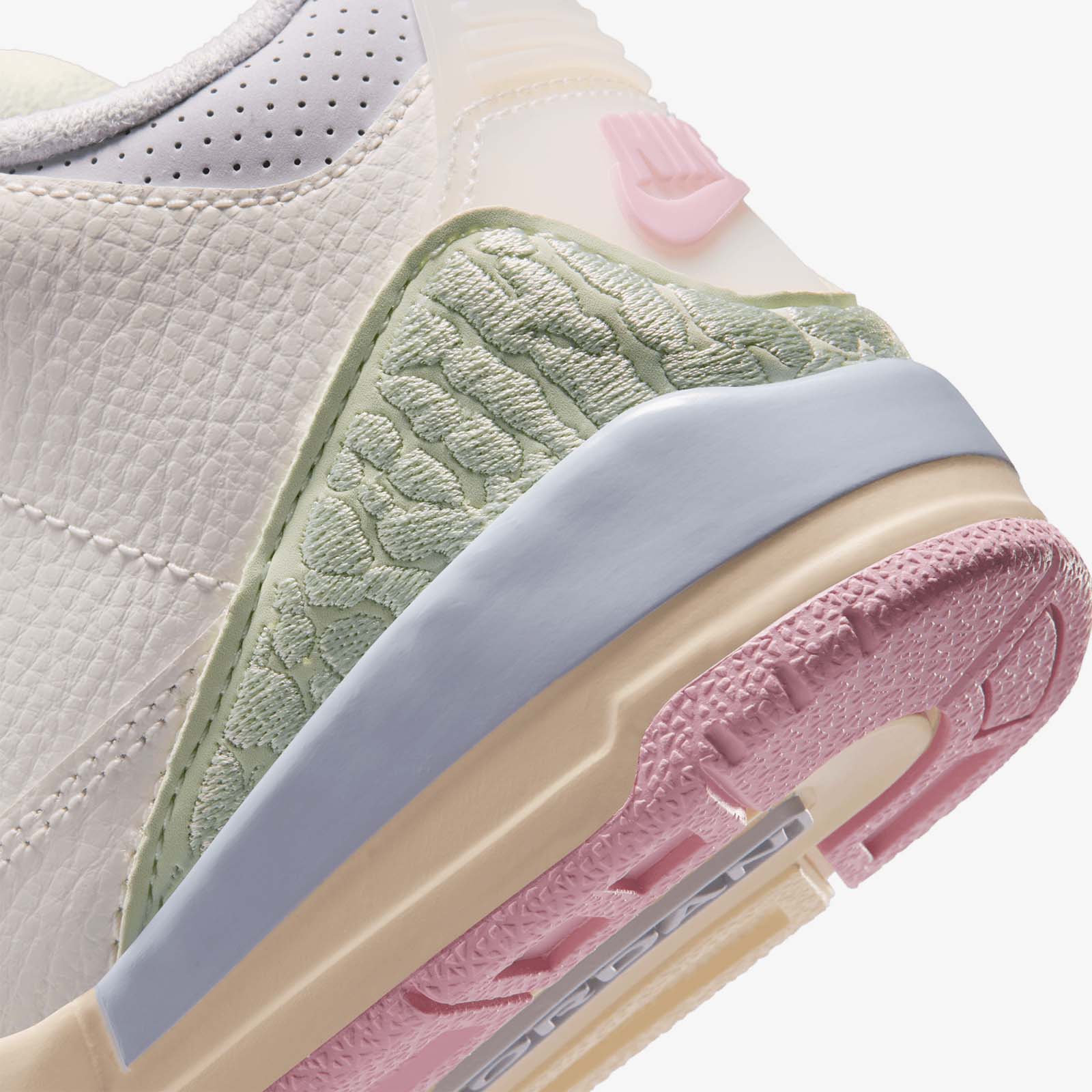 Air Jordan 3 Retro (PS) - 'Spring' - Image 7