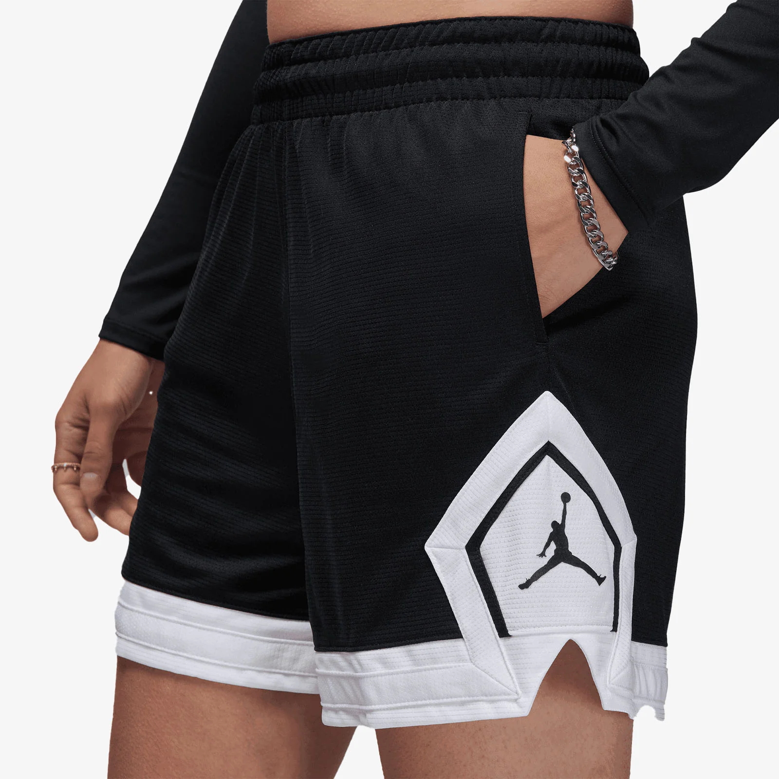 Jumpman Sports 4" Diamond Women's Shorts - Black - Image 7