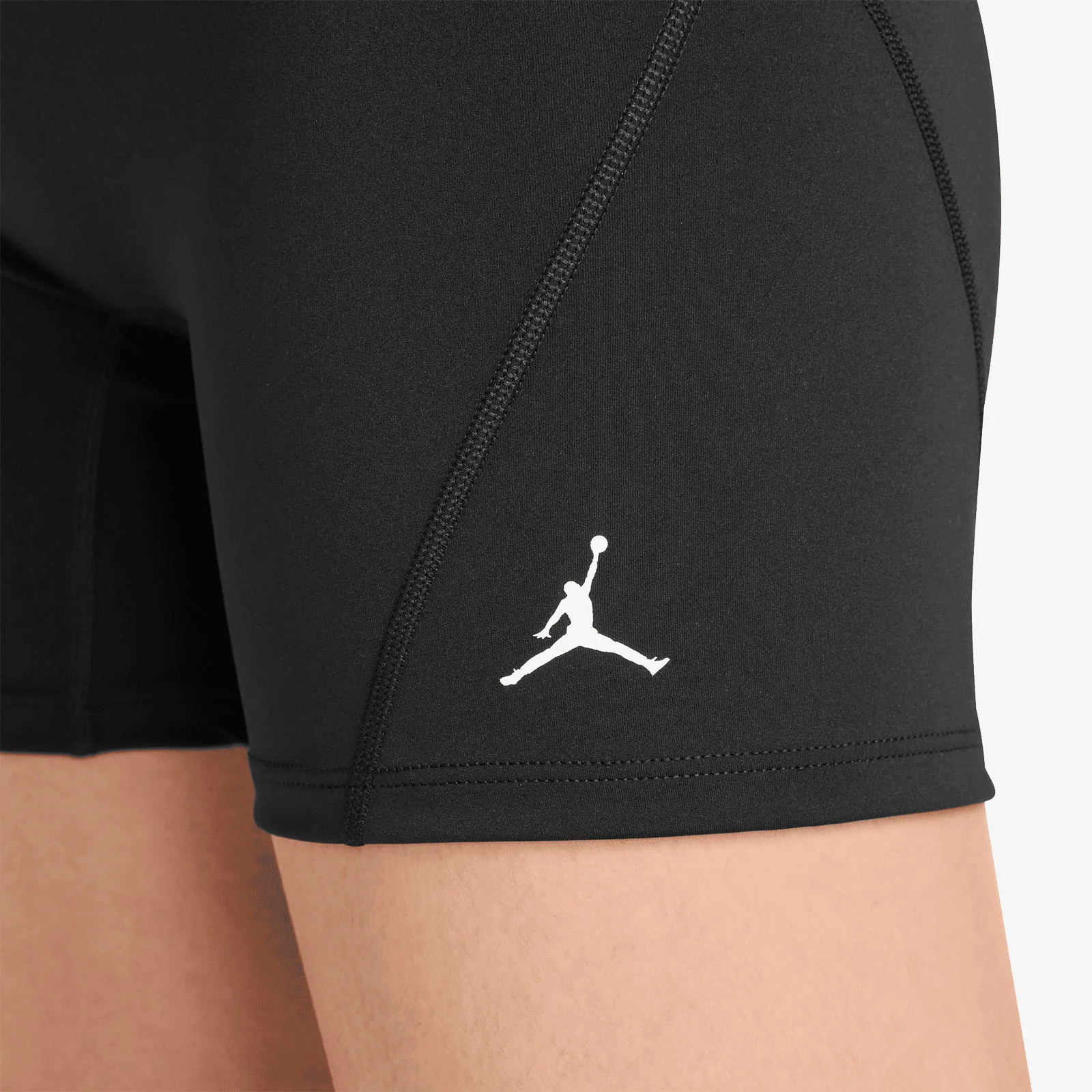 Sport Essentials Dri-FIT High-Waisted 5" Women's Shorts - Black/White - Image 5