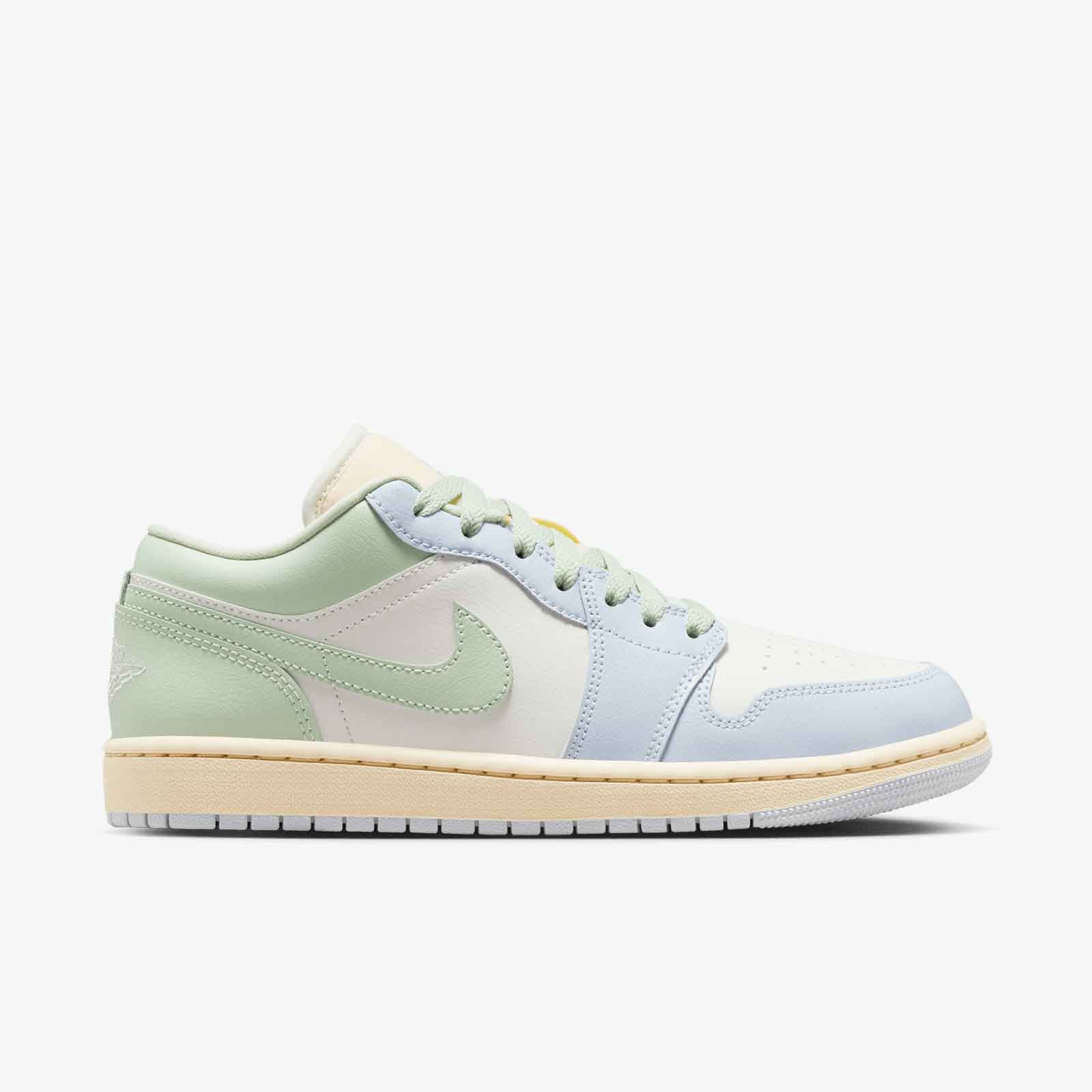 Women's Air Jordan 1 Low - Sail/Aura - Image 2