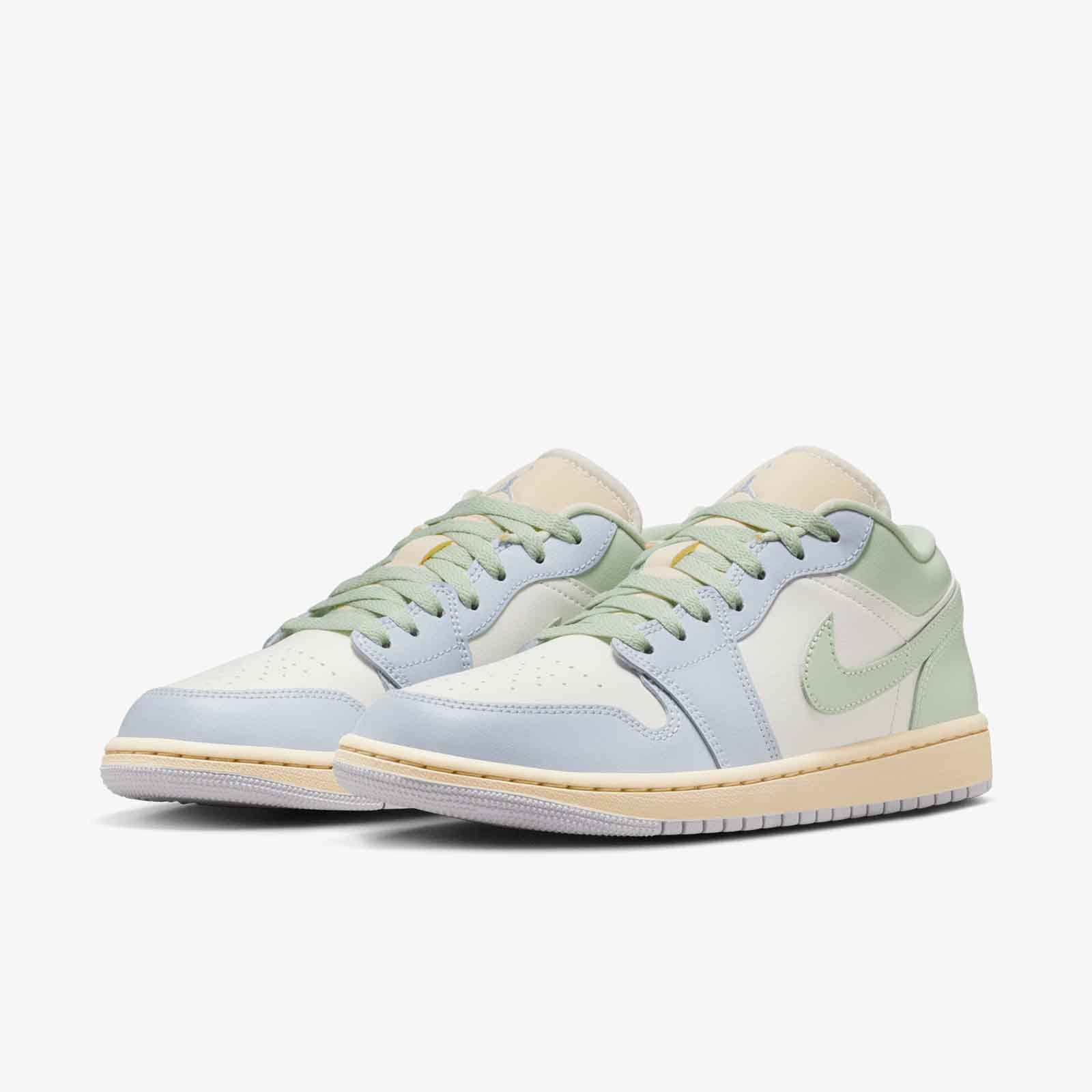 Women's Air Jordan 1 Low - Sail/Aura - Image 4