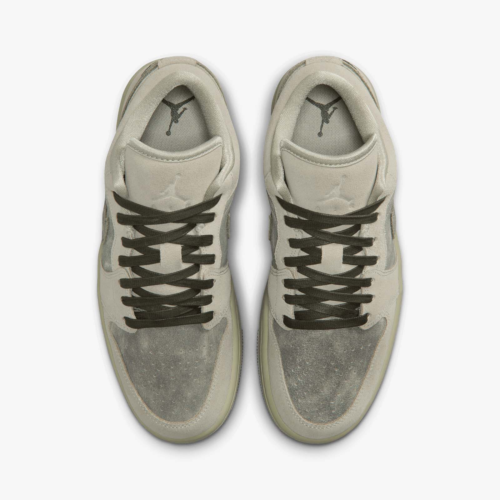 Women's Air Jordan 1 Low SE - Spruce Fog - Image 5