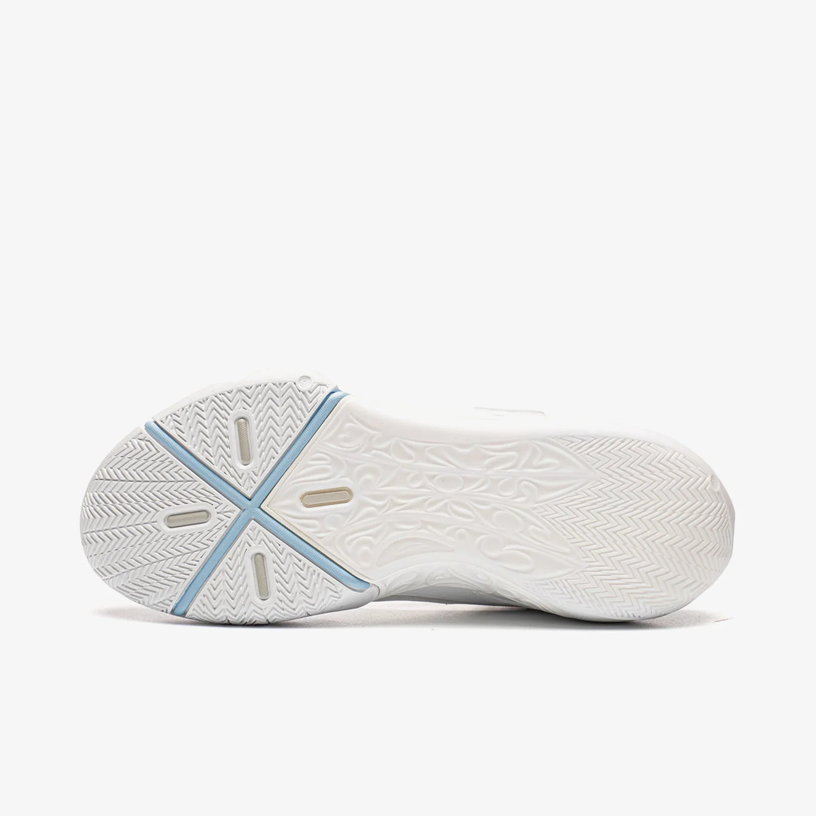 WOW 12 - '305' - Image 4